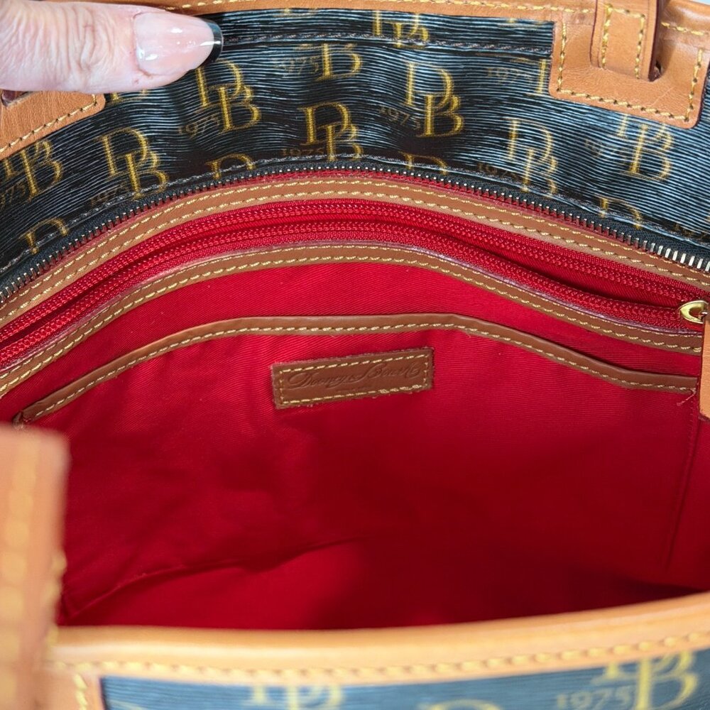 Dooney and Bourke 1975 Black & Tan Logo Tote Bag - Picture 6 of 16